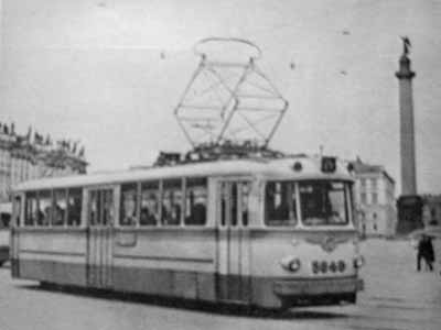 трамвай ЛМ-57