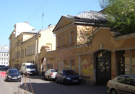 Малый Казачий переулок